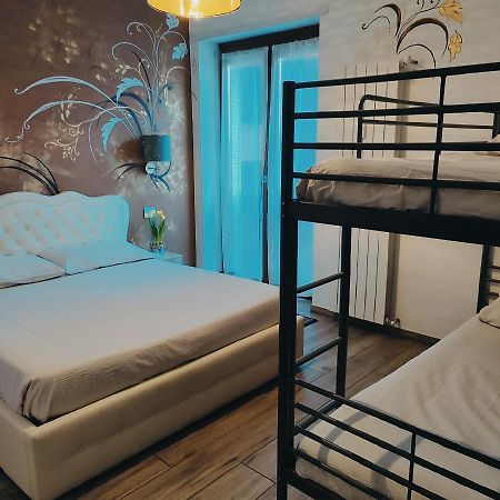 Casa Vacanze Da Marti ตีราโน ภายนอก รูปภาพ