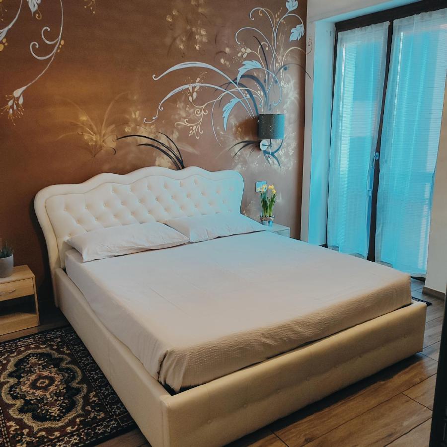 Casa Vacanze Da Marti ตีราโน ภายนอก รูปภาพ