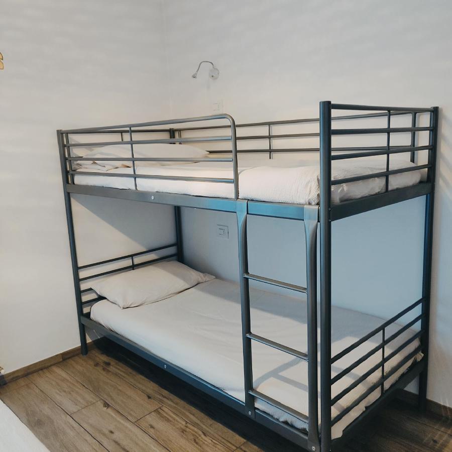 Casa Vacanze Da Marti ตีราโน ภายนอก รูปภาพ