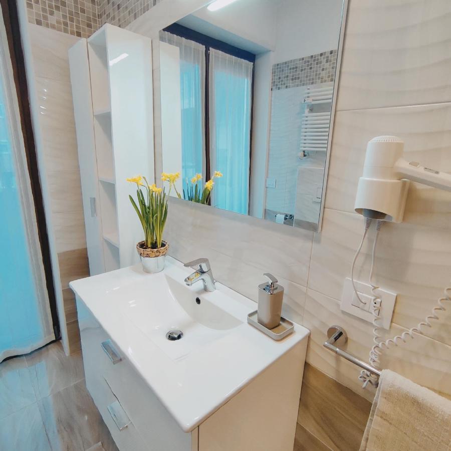 Casa Vacanze Da Marti ตีราโน ภายนอก รูปภาพ